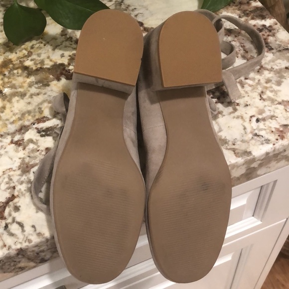 Tie-up suede block heel - Picture 4 of 4